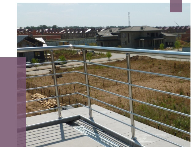 Парапеты из нержавеющей стали в Златоусте от 8042 руб. за м² | ПРОЛЁТ-Злт